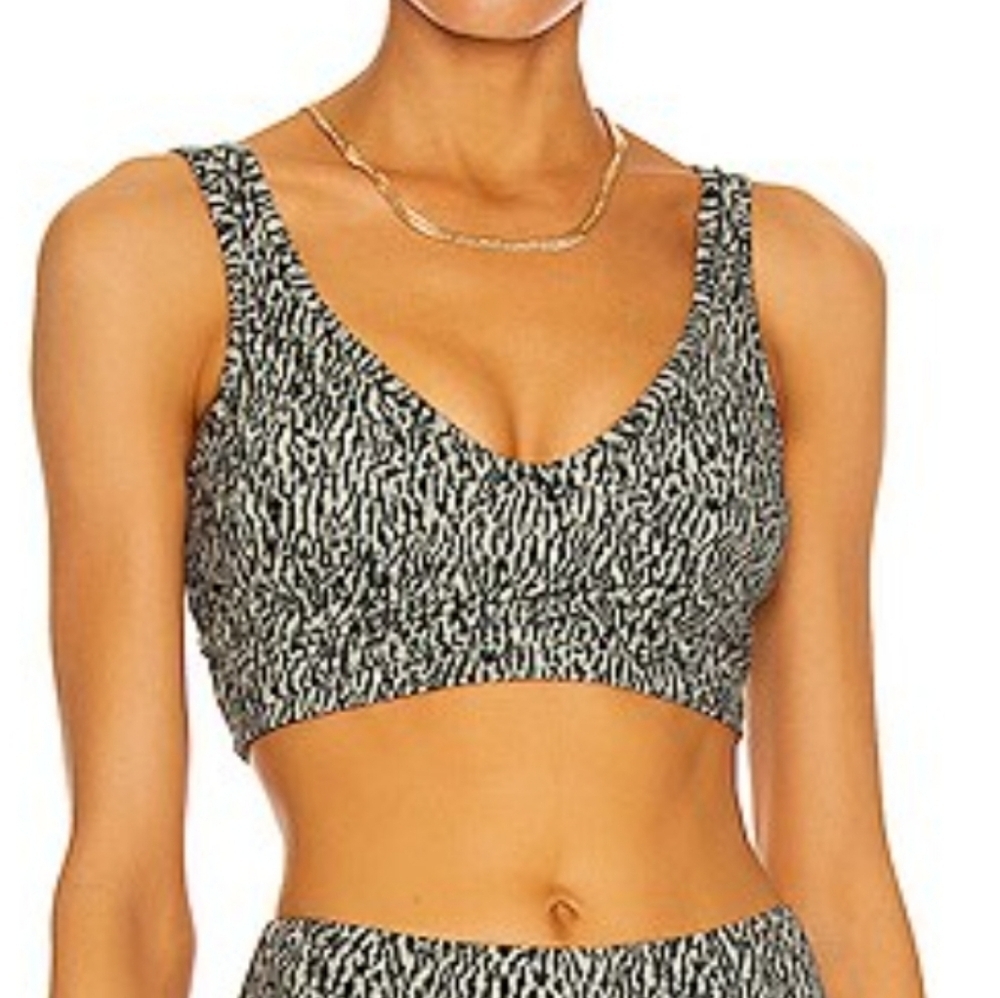 Varley Kellam Sports Bra Medium Support V Neck Animal Print XS